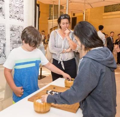 南京周 福中人文客廳上演南京特色文化秀，紐約城閃耀東方風情